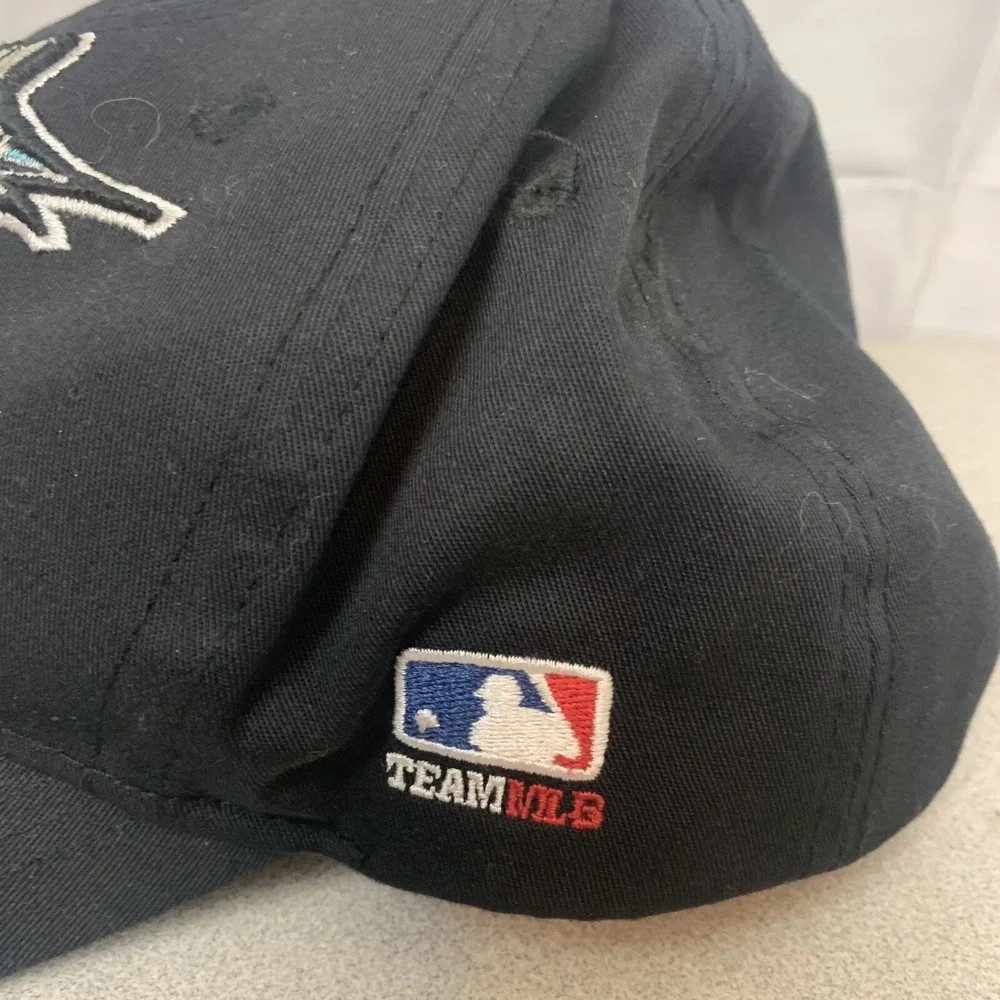 FLORIDA MARLINS ADJUSTABLE BALL HAT CAP YOUTH - MLB‎ Outdoor Caps
